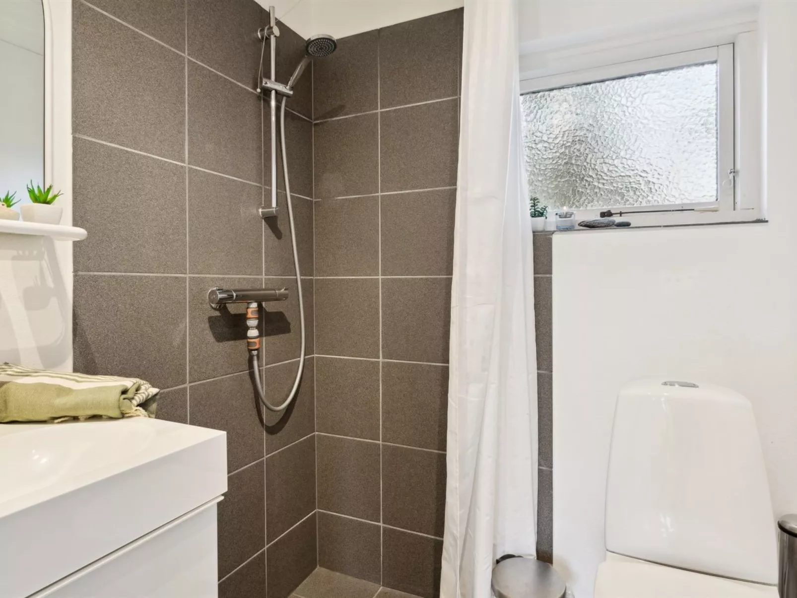 "Jukka" - 2km from the sea-Binnen