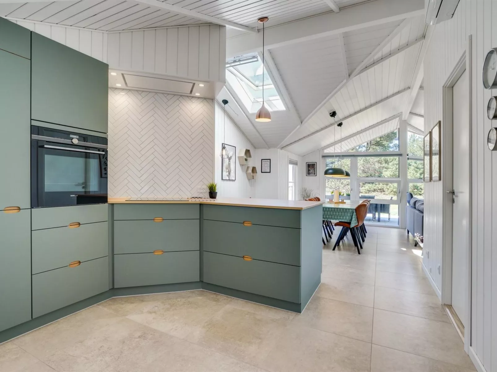 "Edeltraut" - 900m from the sea-Binnen