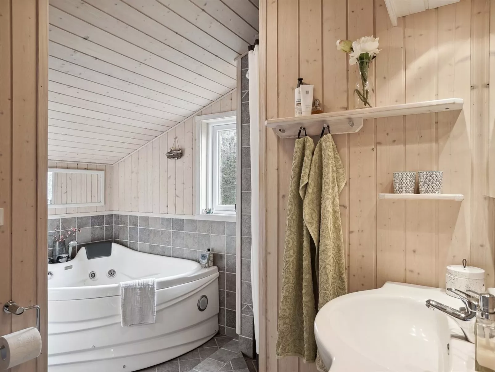 "Sigbritt" - 2.6km from the sea-Binnen