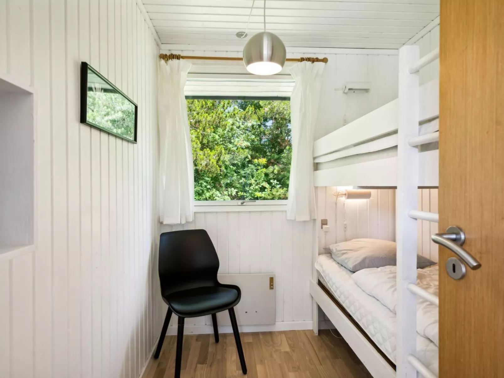 "Aleta" - 600m from the sea-Binnen