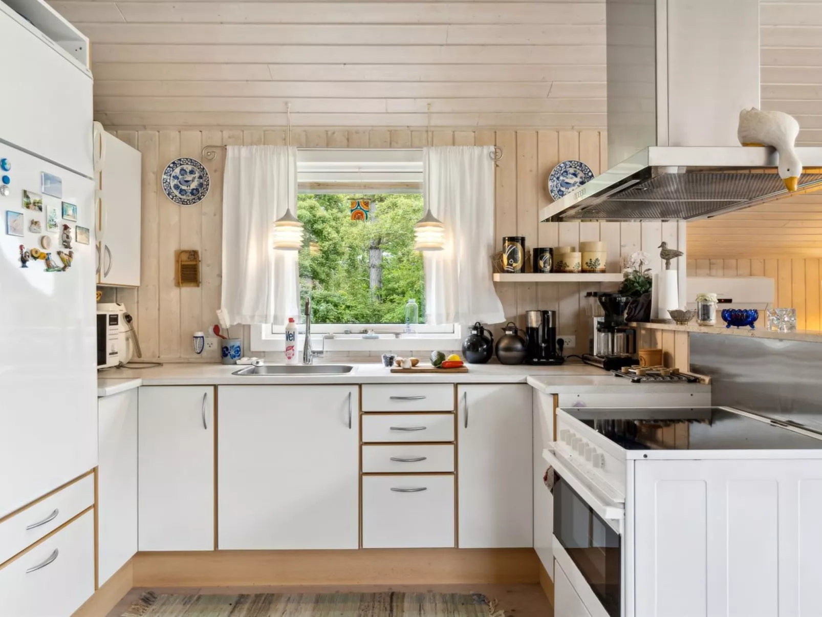 "Aimy" - 50m from the sea-Binnen