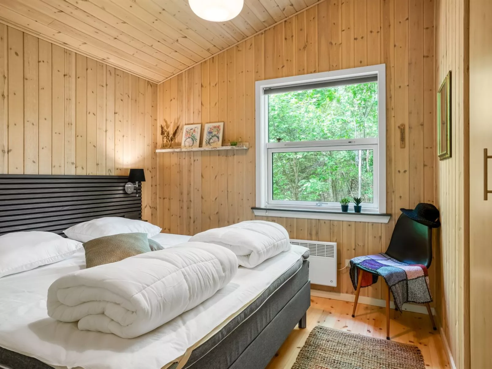 "Mauri" -  from the sea-Binnen