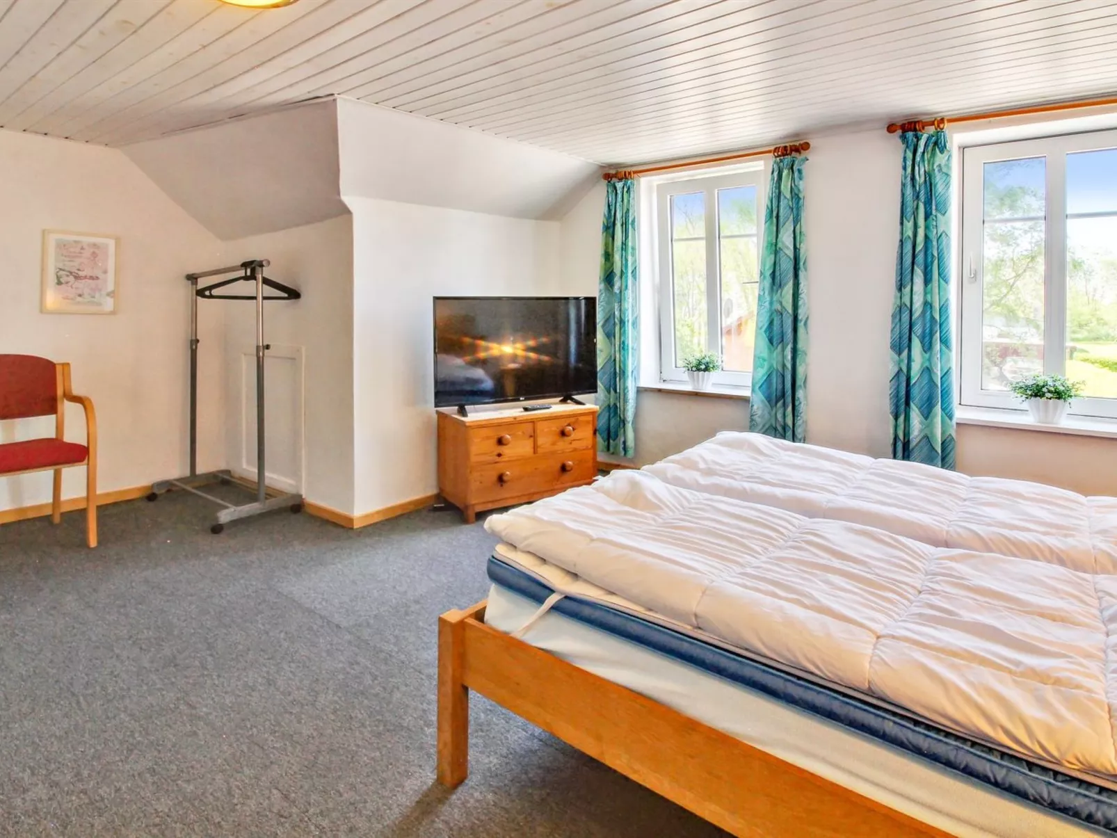 "Kiri" - 24km from the sea-Binnen