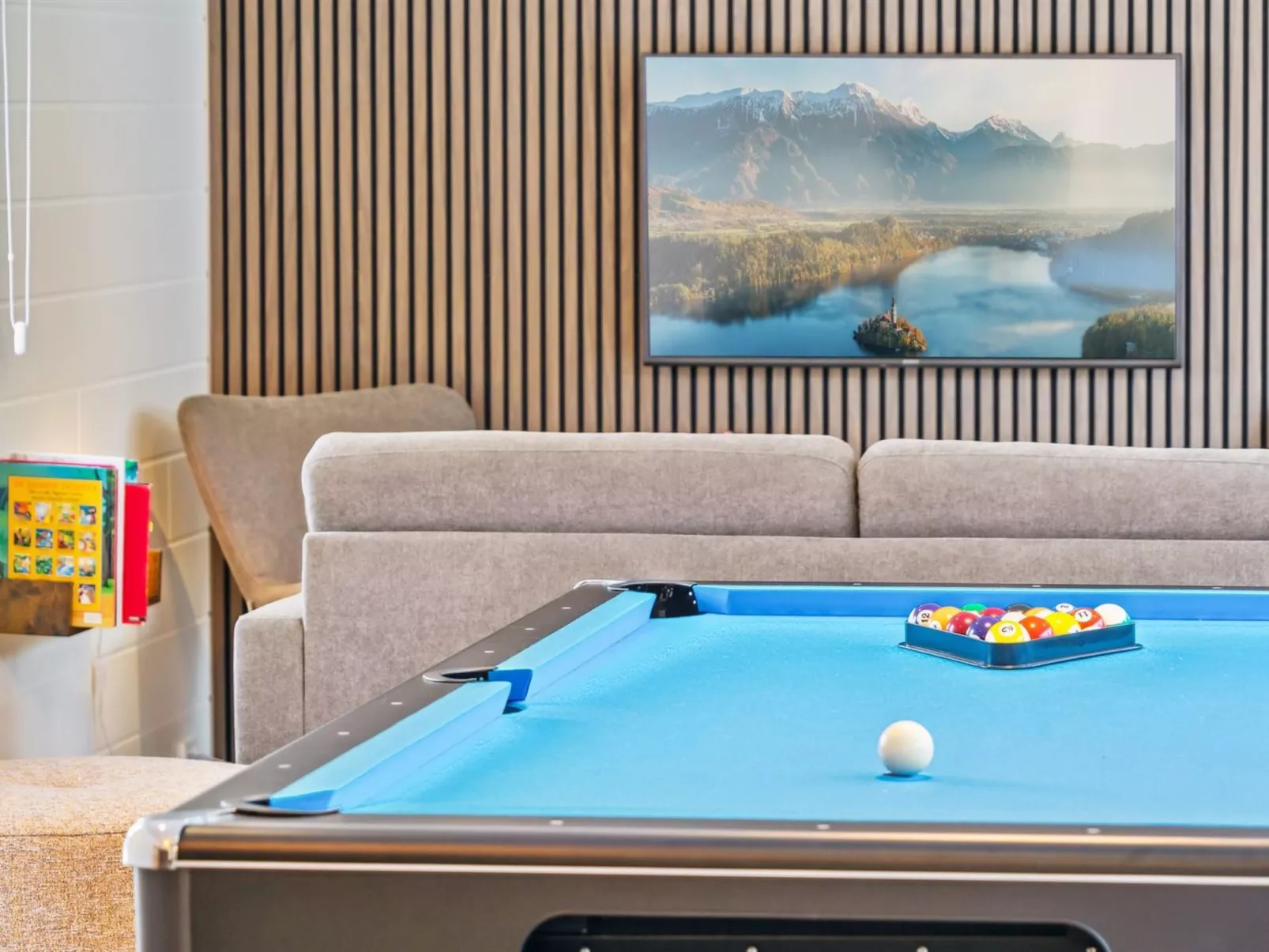 "Lanessa" - 800m from the sea-Binnen