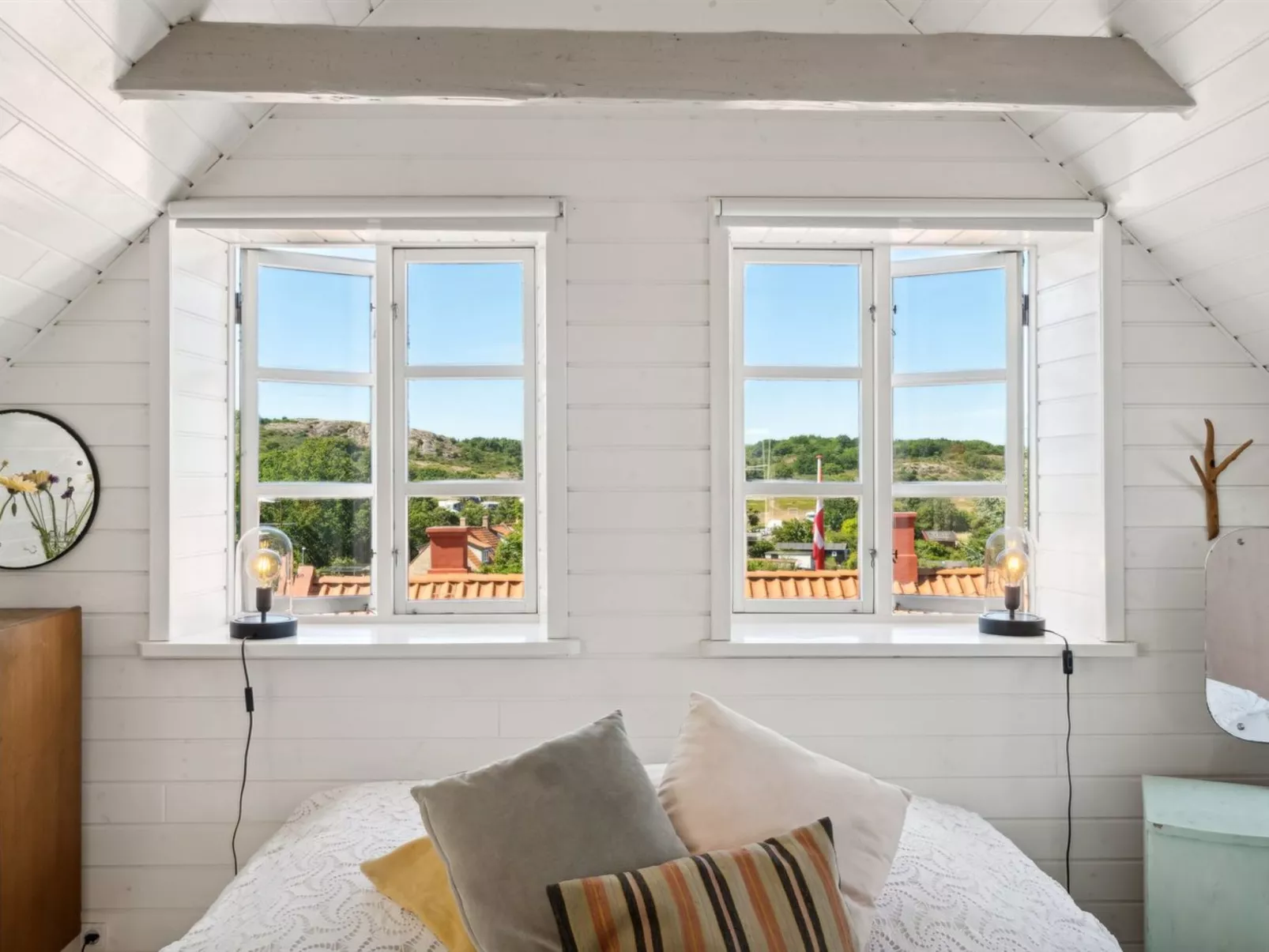 "Hebba" - 125m from the sea-Binnen