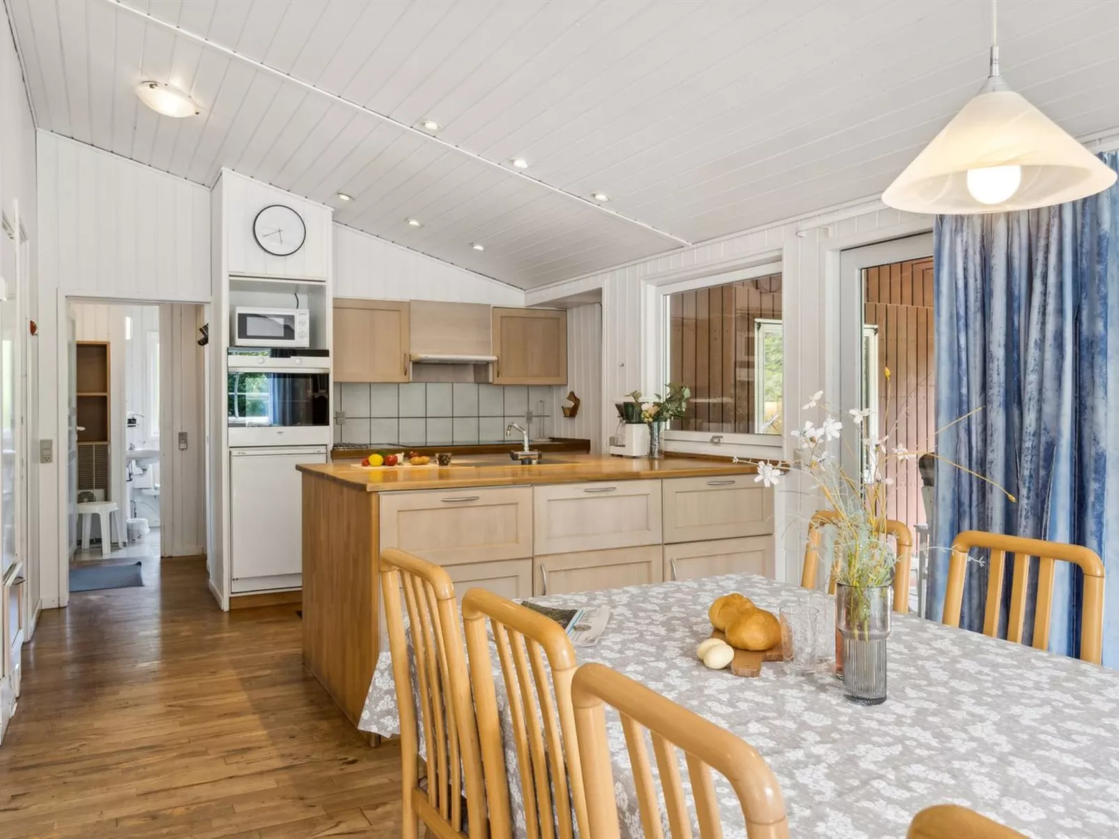 "Fritza" - 500m from the sea-Binnen