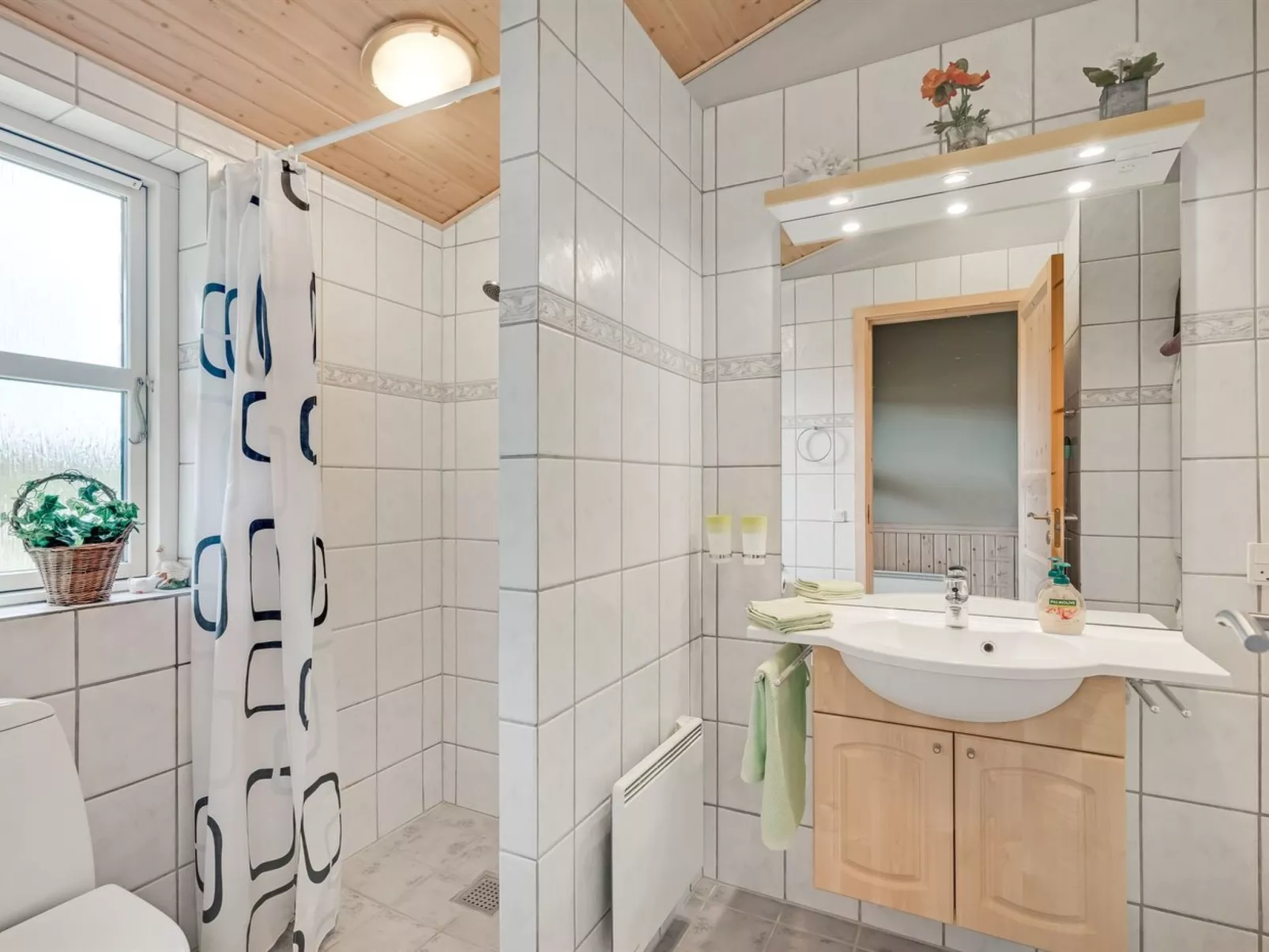 "Zölestine" -  from the sea-Binnen