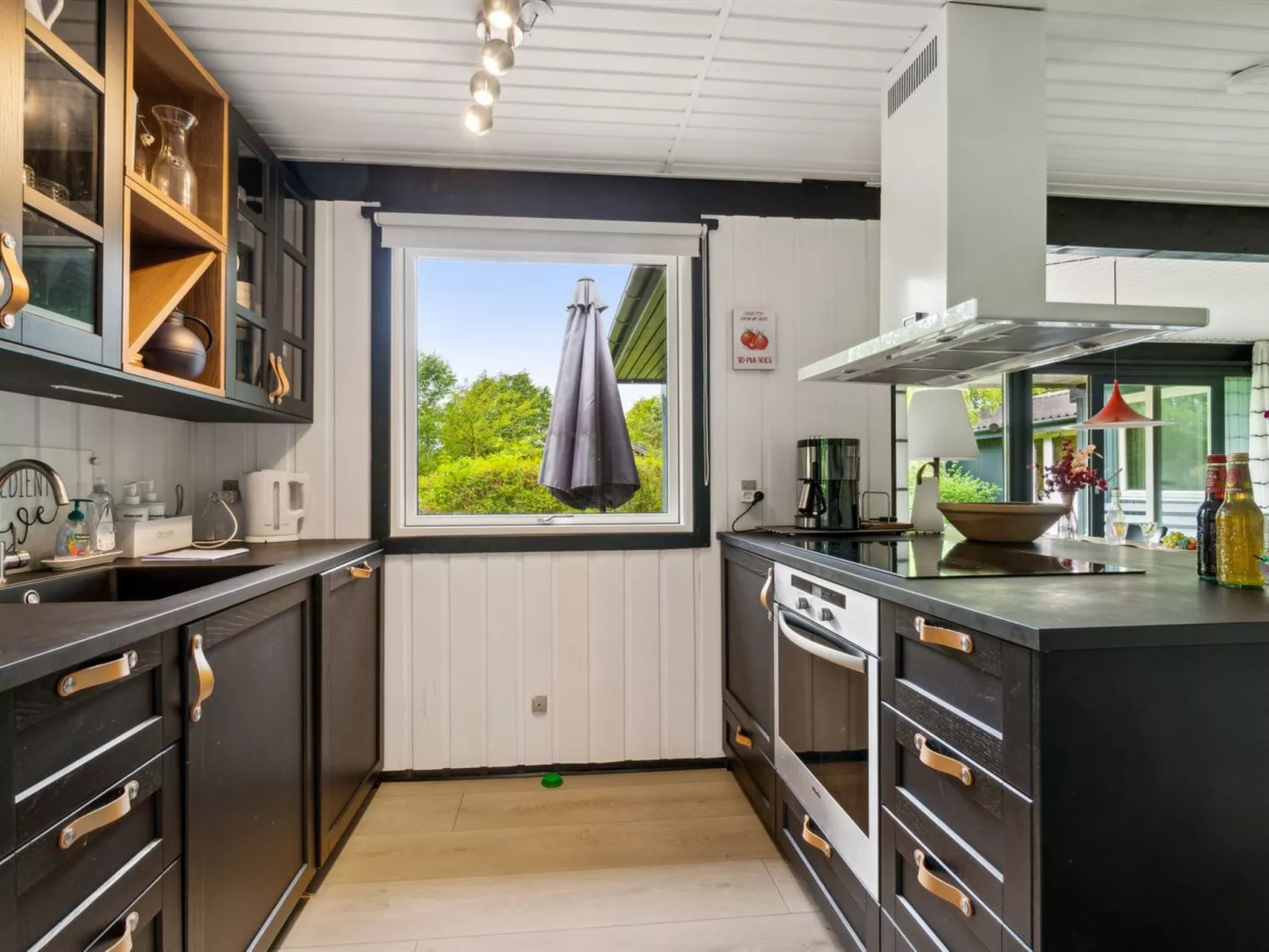 "Sybilla" - 600m from the sea-Binnen