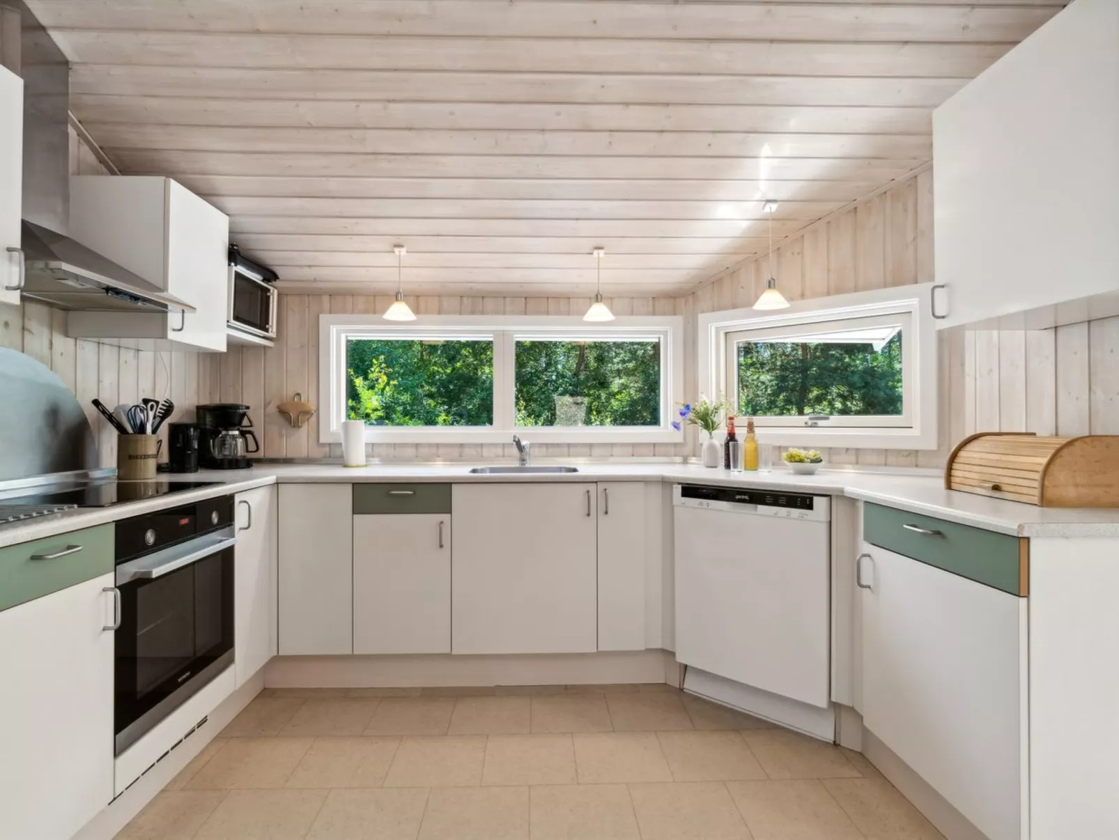 "Nea" - 600m from the sea-Binnen