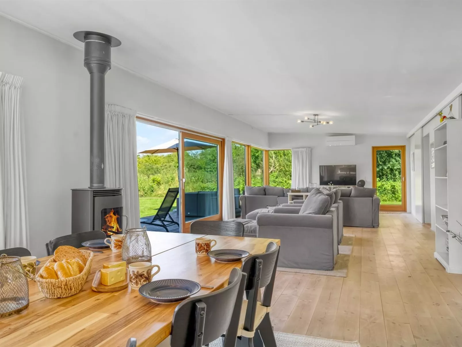 "Nielsigne" - 1.3km from the sea-Binnen