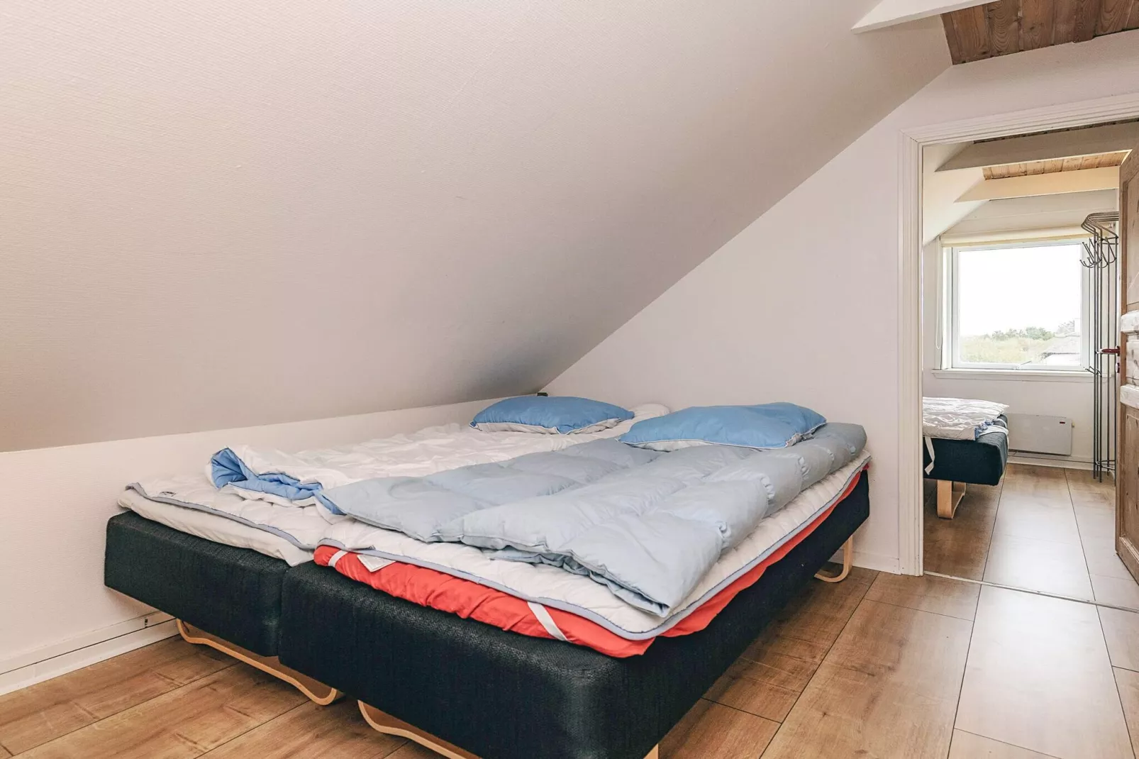 Zeezijde ontsnapping met uitzicht -- By Traum Ferienwohnungen-Binnen