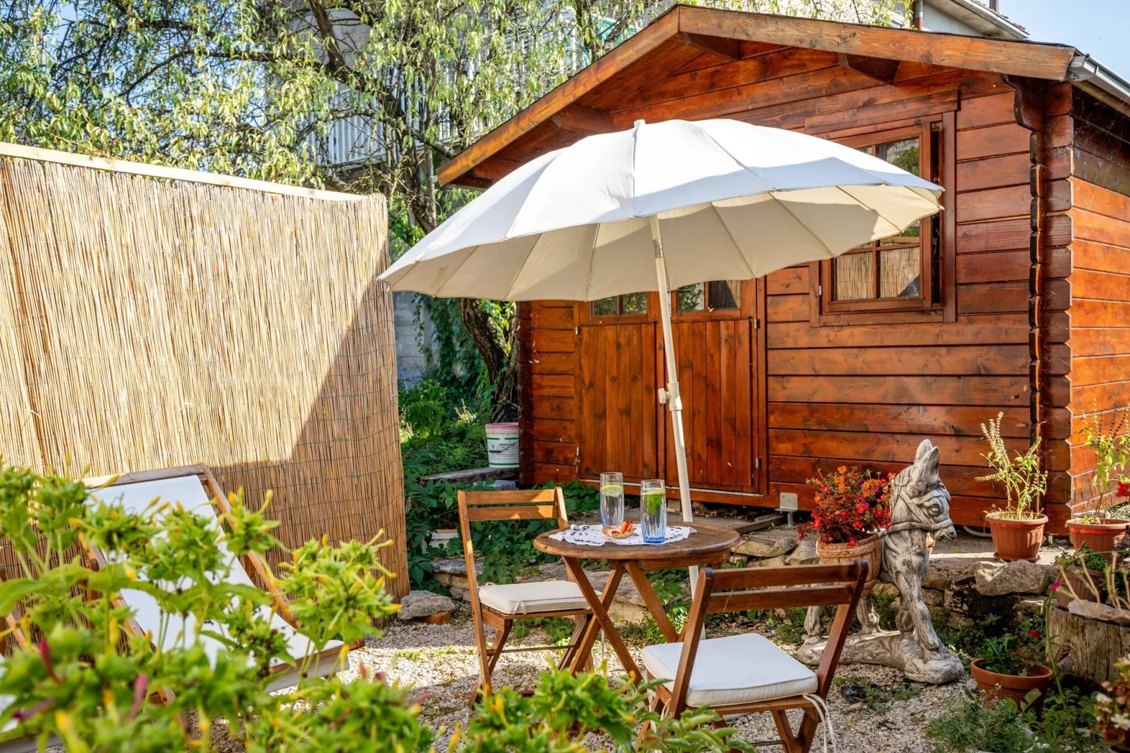 Stone House Harmony -Studio Apartment with Patio and Garden View ( 2 )-Buitenlucht