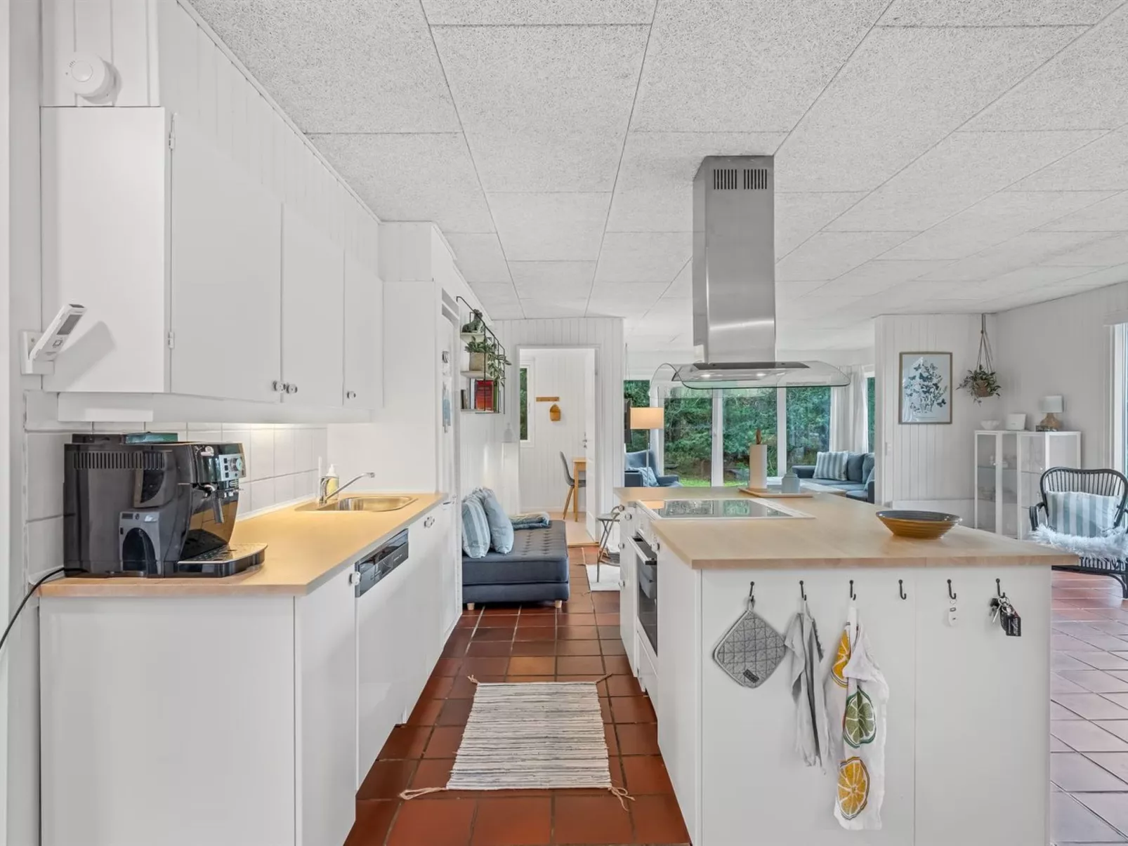 "Pietari" - 600m from the sea-Binnen