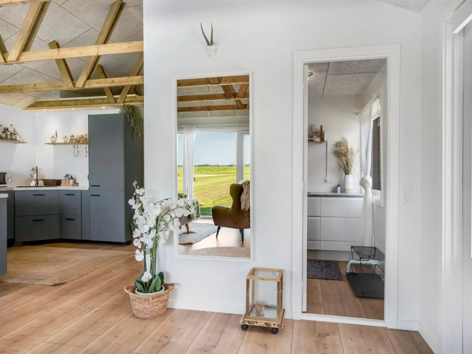 "Kanerva" - 100m to the fjord-Binnen