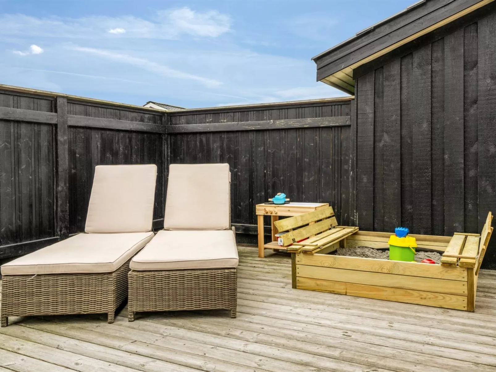 "Apelone" - 280m from the sea-Buiten