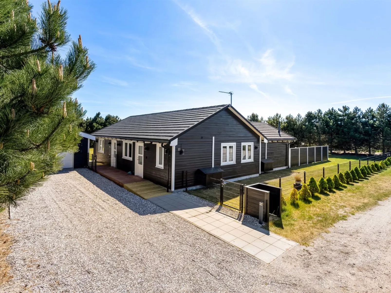 "Amdi" - 1.3km from the sea-Buiten