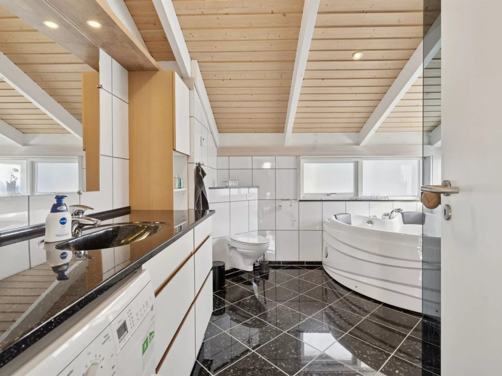 "Annegret" - 200m from the sea-Binnen