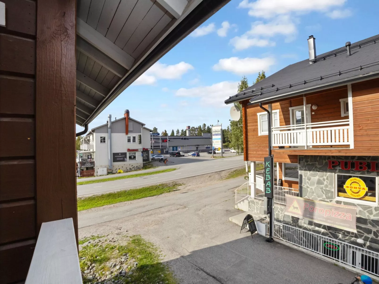 Leviraitti 4 a 4-Binnen