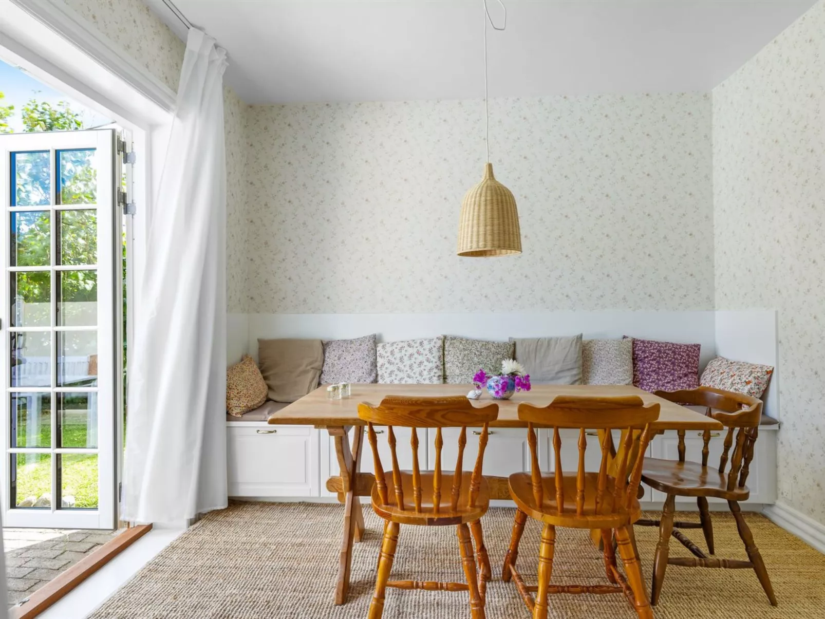 "Karoliina" - 125m from the sea-Binnen