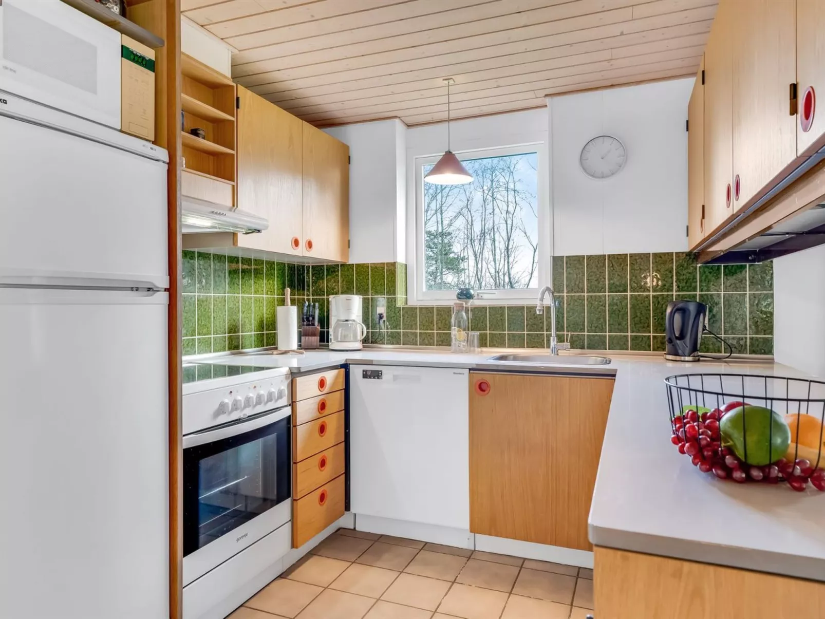 "Marika" - 400m to the fjord-Binnen