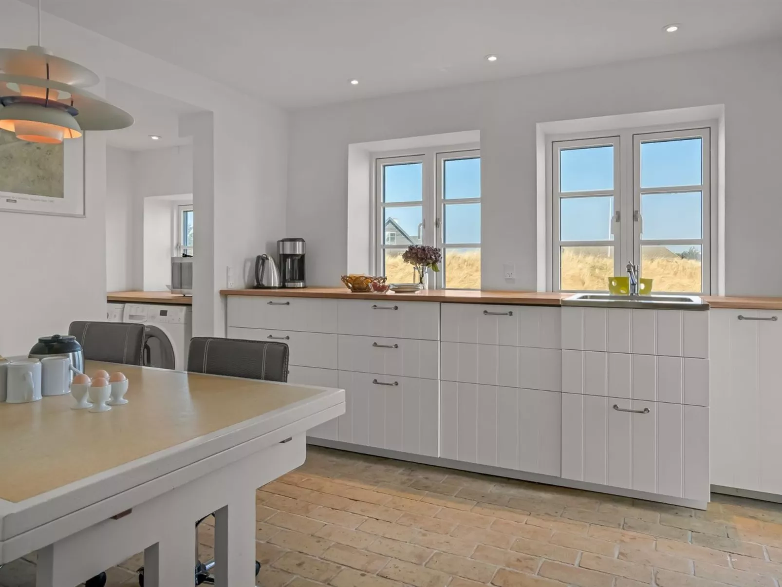 "Amina" - 200m from the sea-Binnen