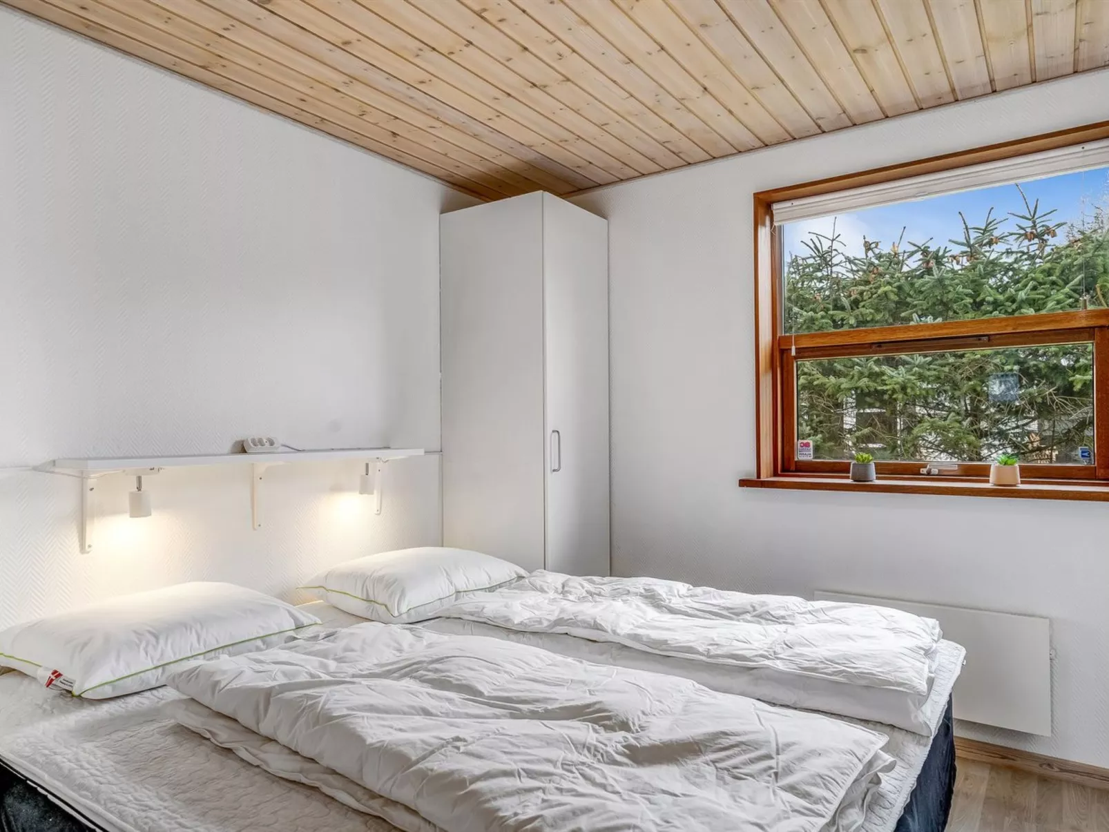 "Gitte" -  from the sea-Binnen