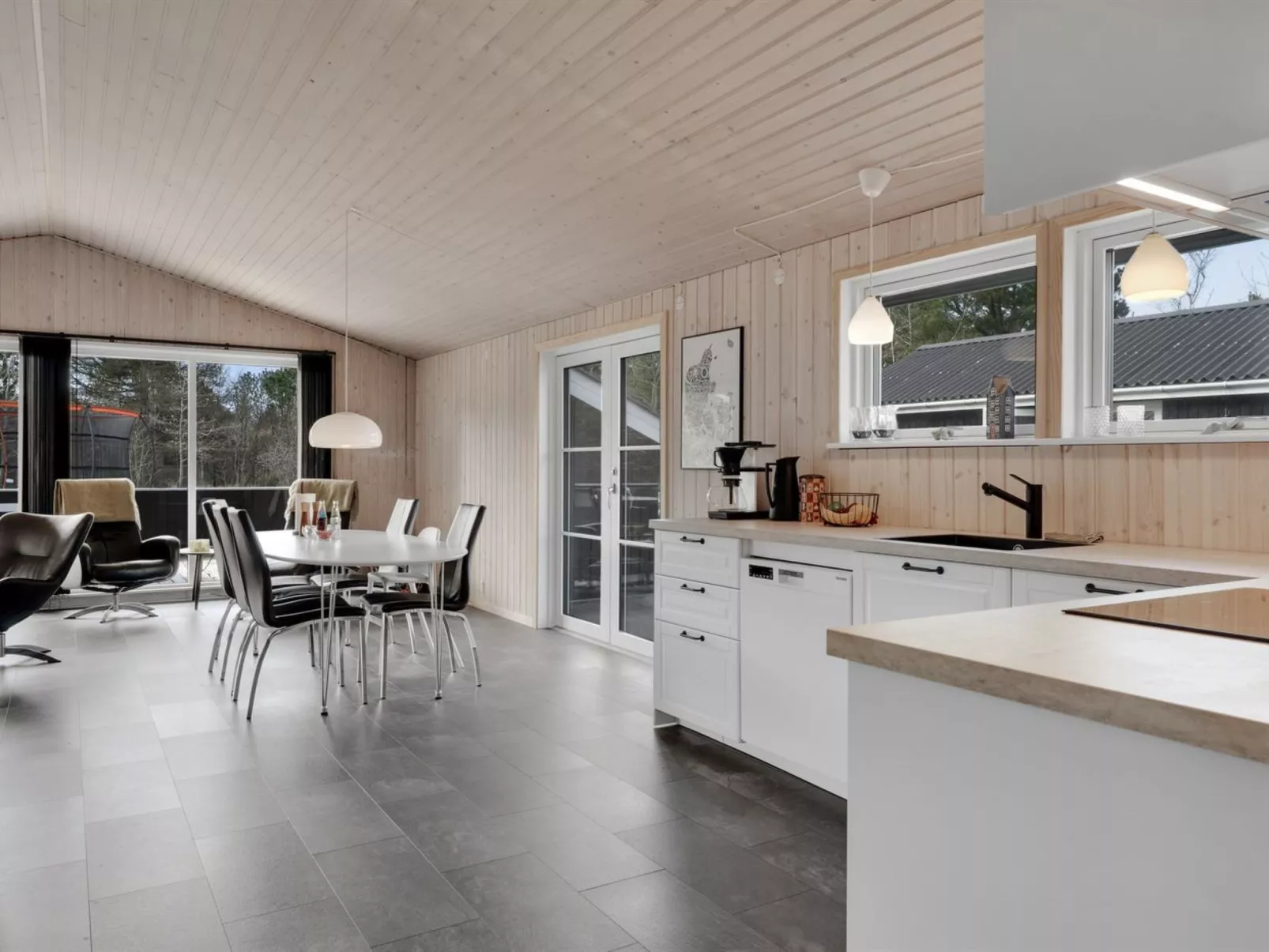 "Onni" - 2.3km from the sea-Binnen