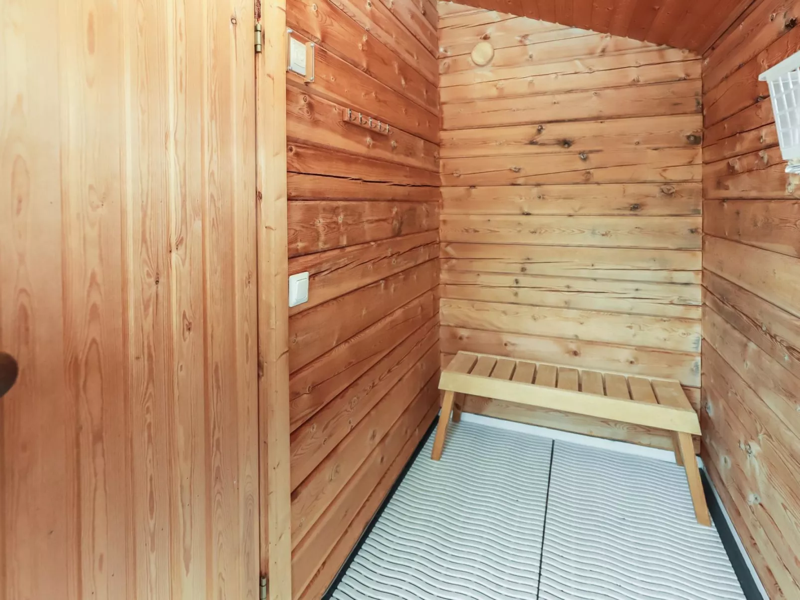 Rukan taikavuosselin helmi 8 b-Binnen