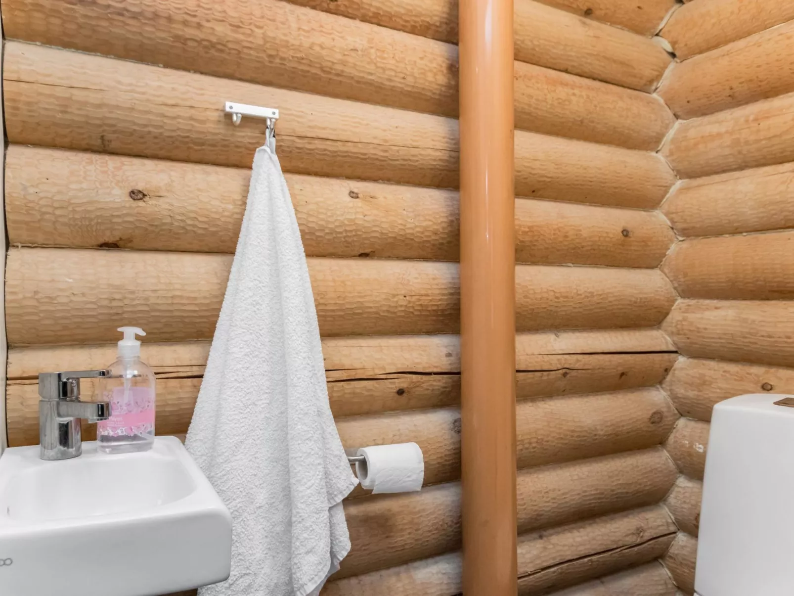 Villa lahnajärvi - Binnen