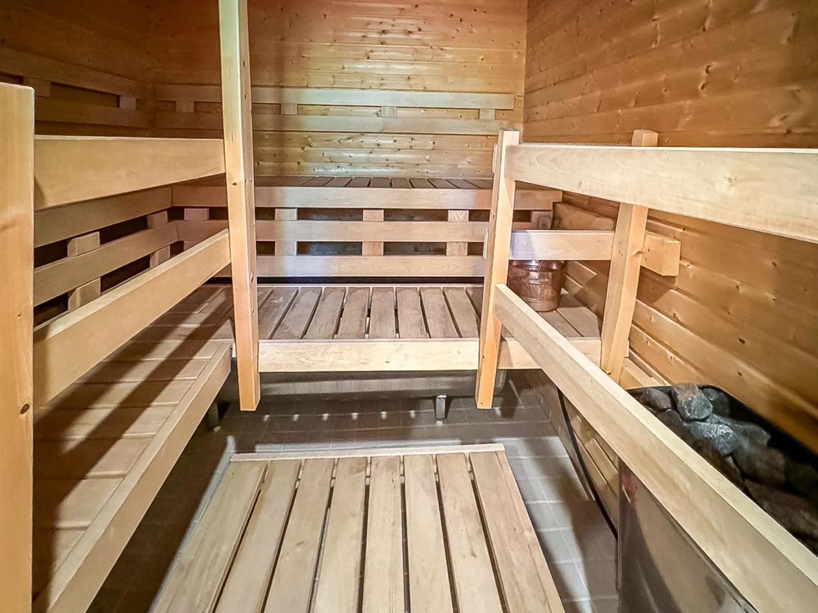 Villa taikavuosseli-Binnen