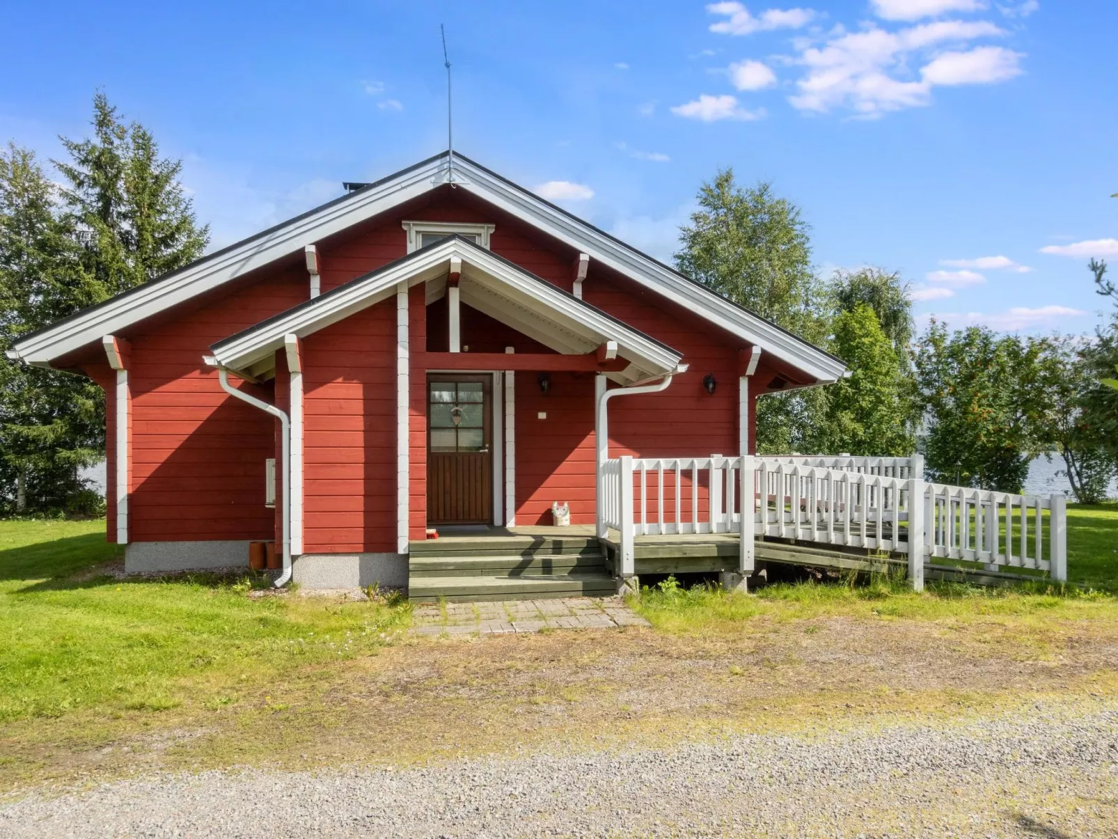 Mansikkaranta 3, osittain esteetön-Binnen