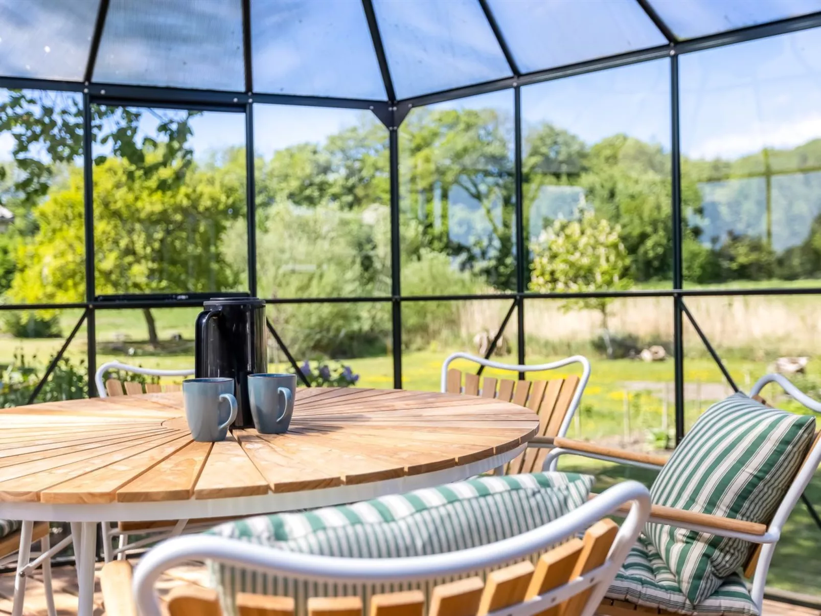 "Naya" - 500m from the sea-Binnen