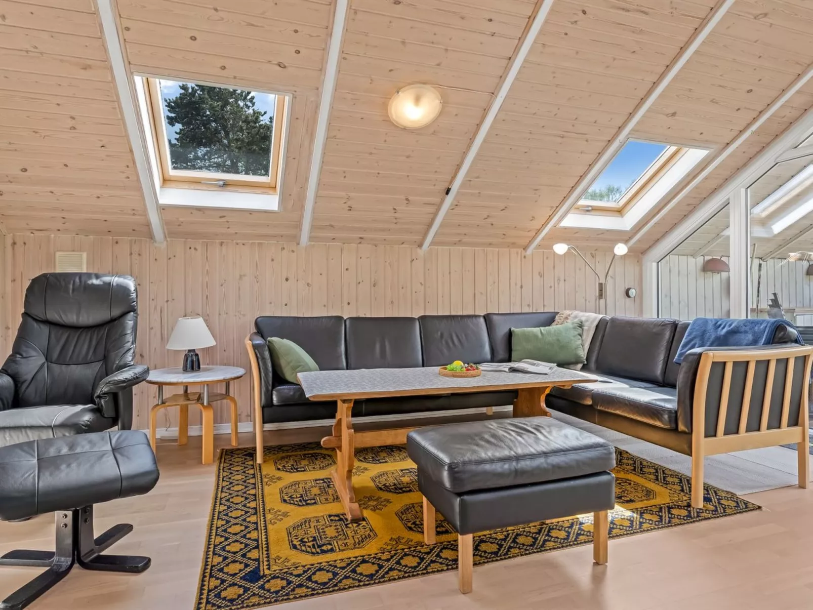 "Ylvie" - 500m from the sea-Binnen