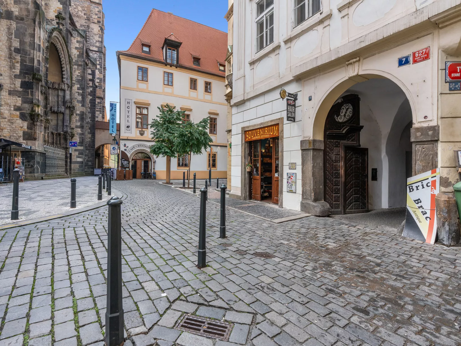 Old Town home-Buiten