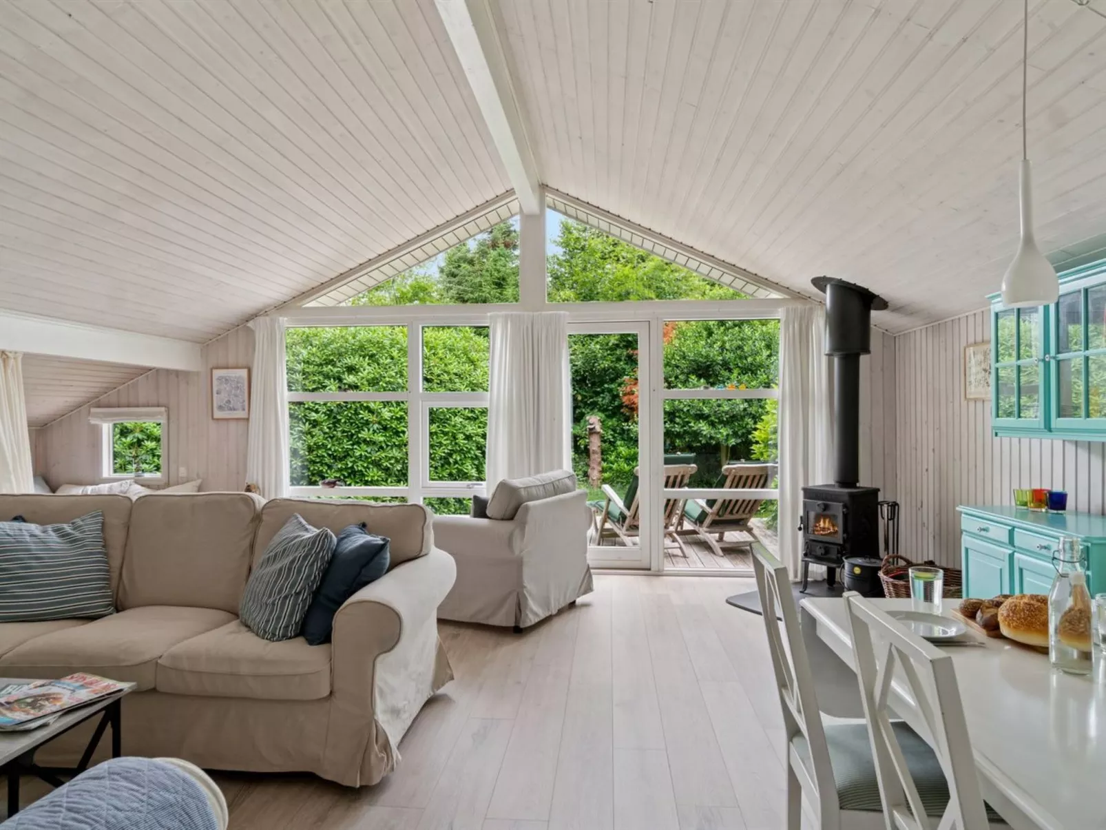 "Tekla" -  from the sea-Binnen