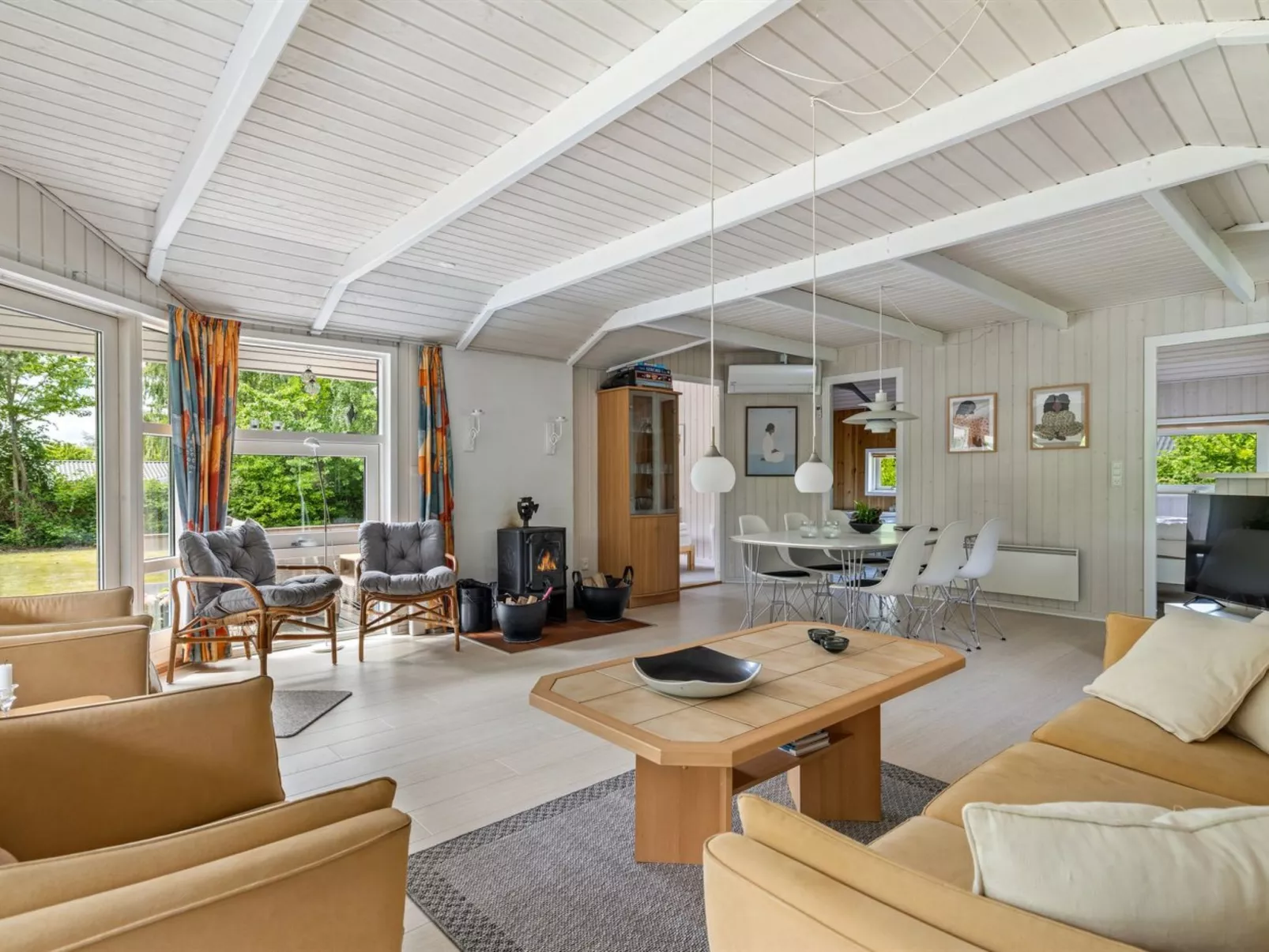 "Hennrik" - 240m from the sea-Binnen