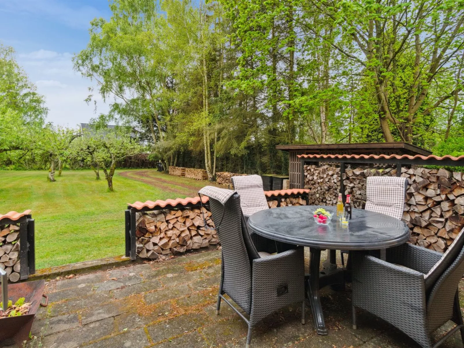 "Andri" - 1.5km from the sea-Buiten