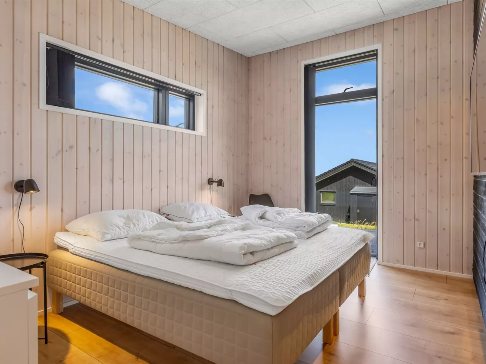 "Heidie" - 600m from the sea-Binnen