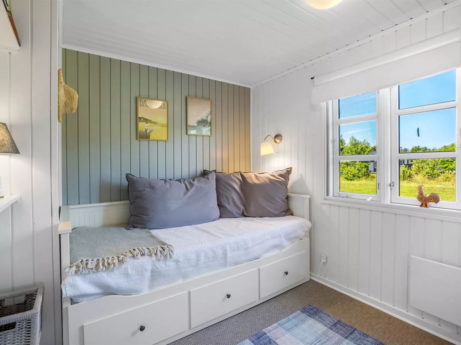 "Voitto" - 1km to the fjord-Binnen