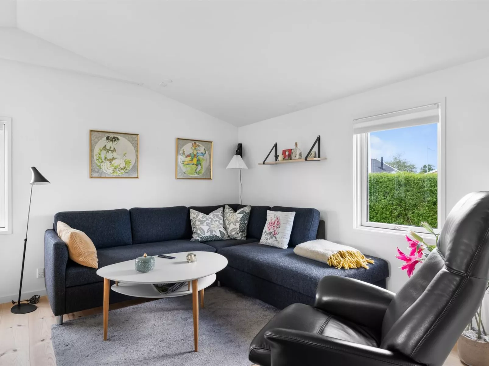 "Daya" - 75m from the sea-Binnen