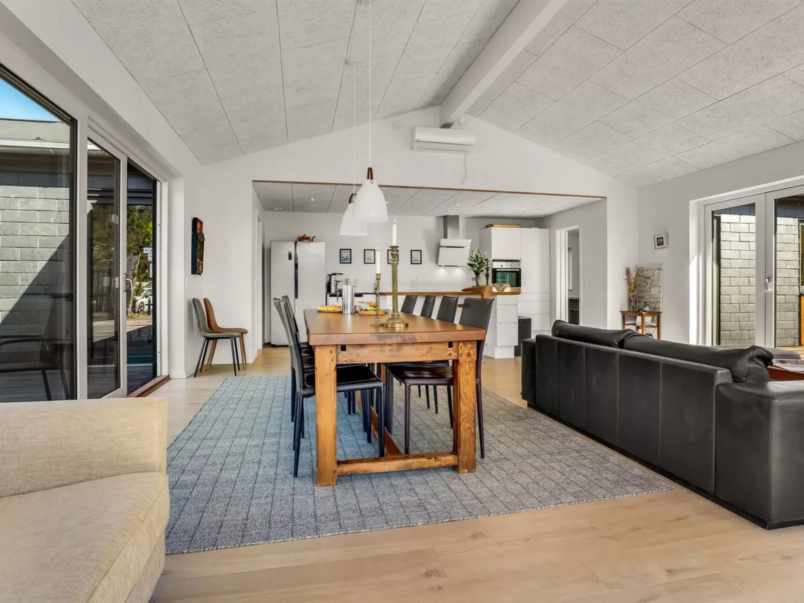 "Milda" - 100m from the sea-Binnen