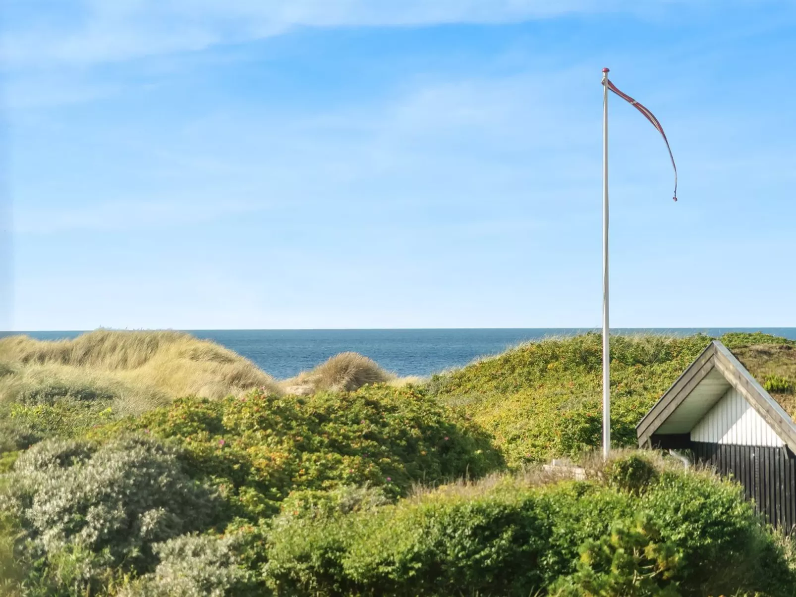 "Myrna" - 250m from the sea-Buiten