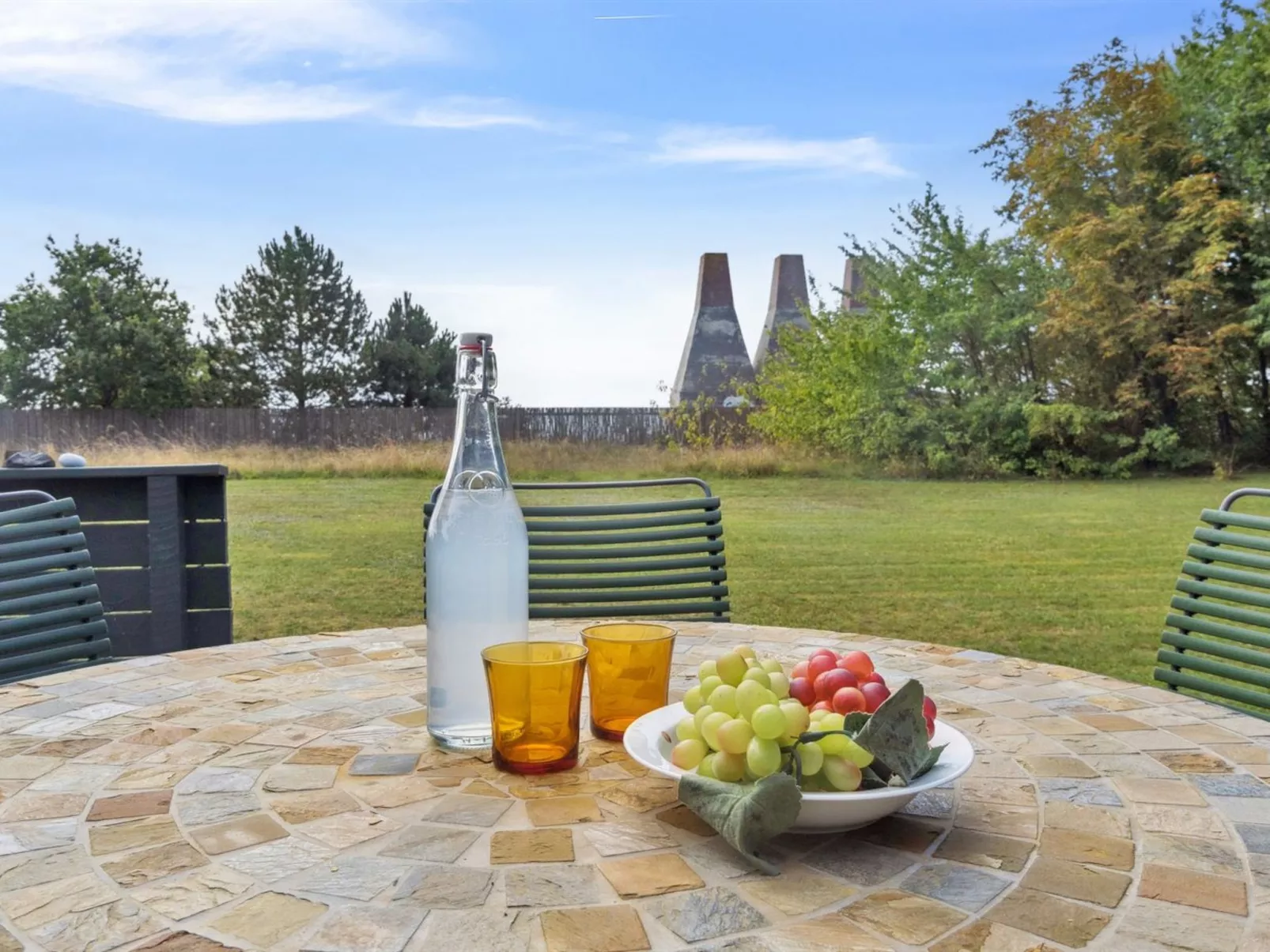 "Joon" - 100m from the sea-Buiten