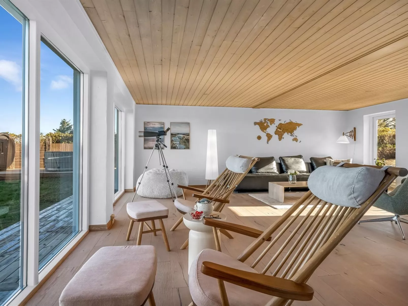 "Elida" - 400m from the sea-Binnen