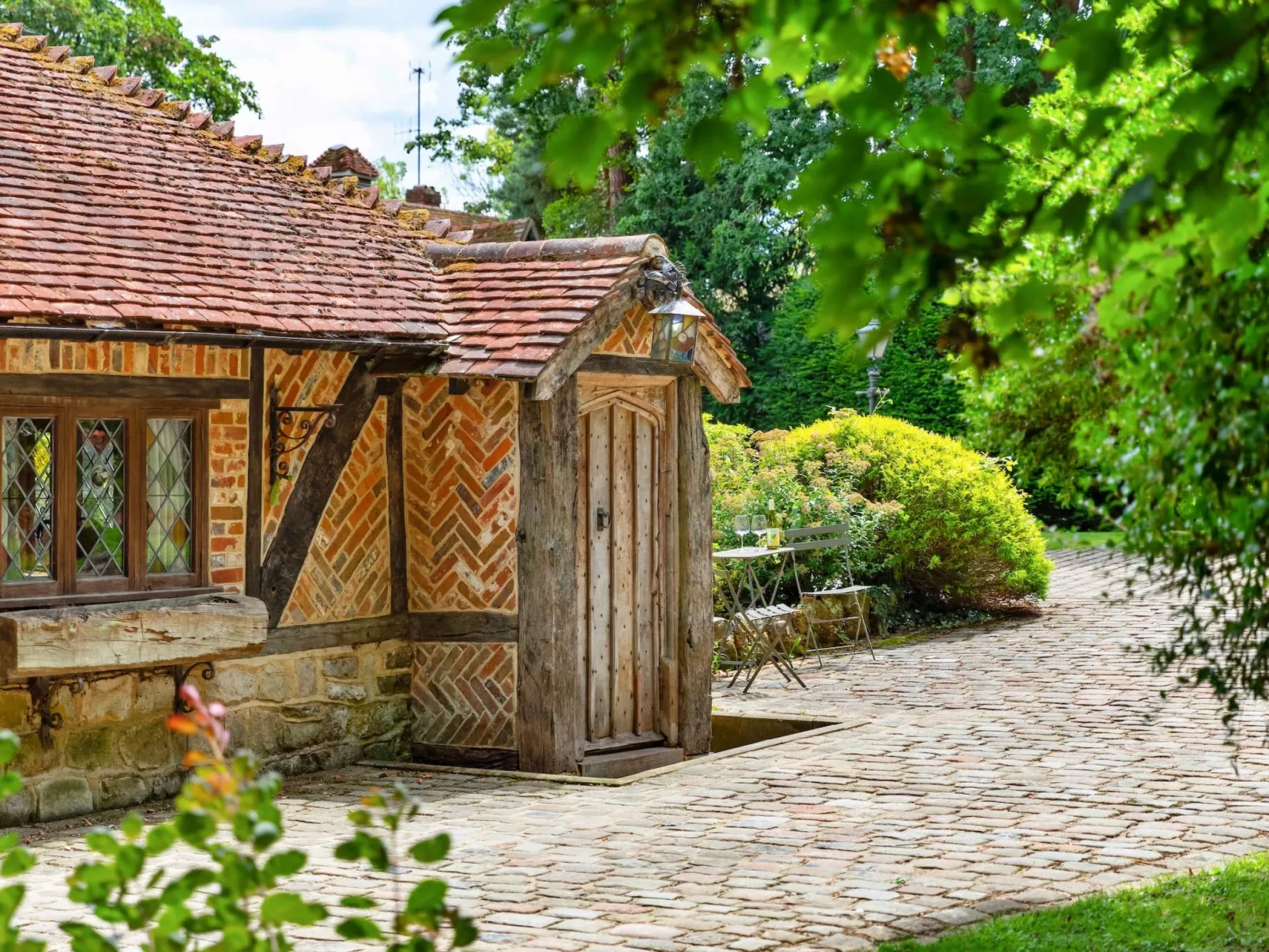 Sandhill Cottage with Hot Tub-Buiten