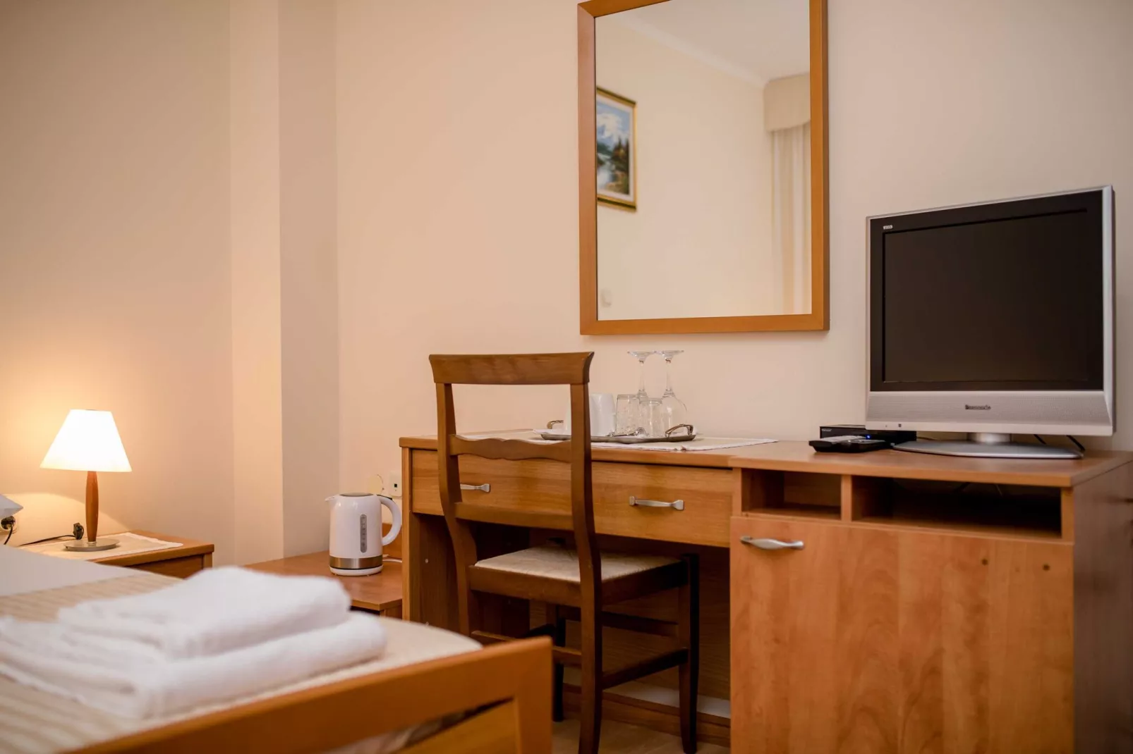 Guest House Villa Anggela - Double Room with Balcony and Sea View (BR3)-Binnen