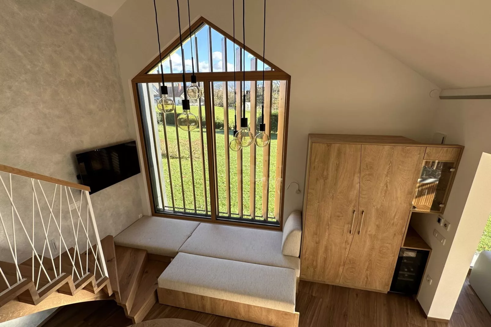 Elegant Warm Bliss Hideaway Escape Lodge - Holiday Home with Hot-Tub (owner Sunset)-Trap