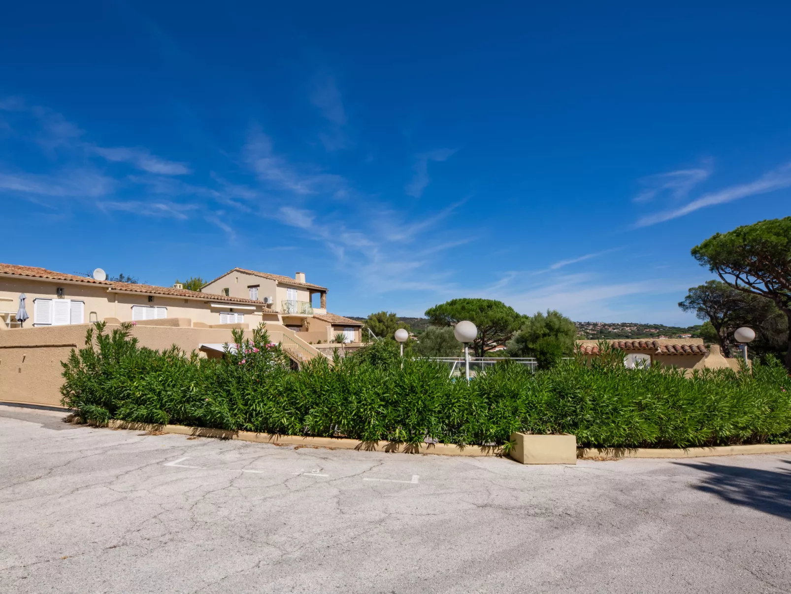 Résidence Mer et Vacances-Buiten