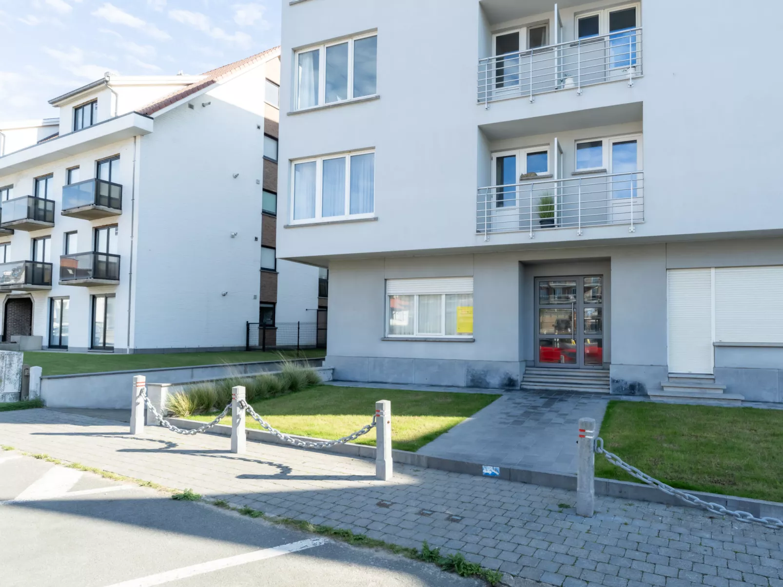 Blanc Rivage with garage-Buiten