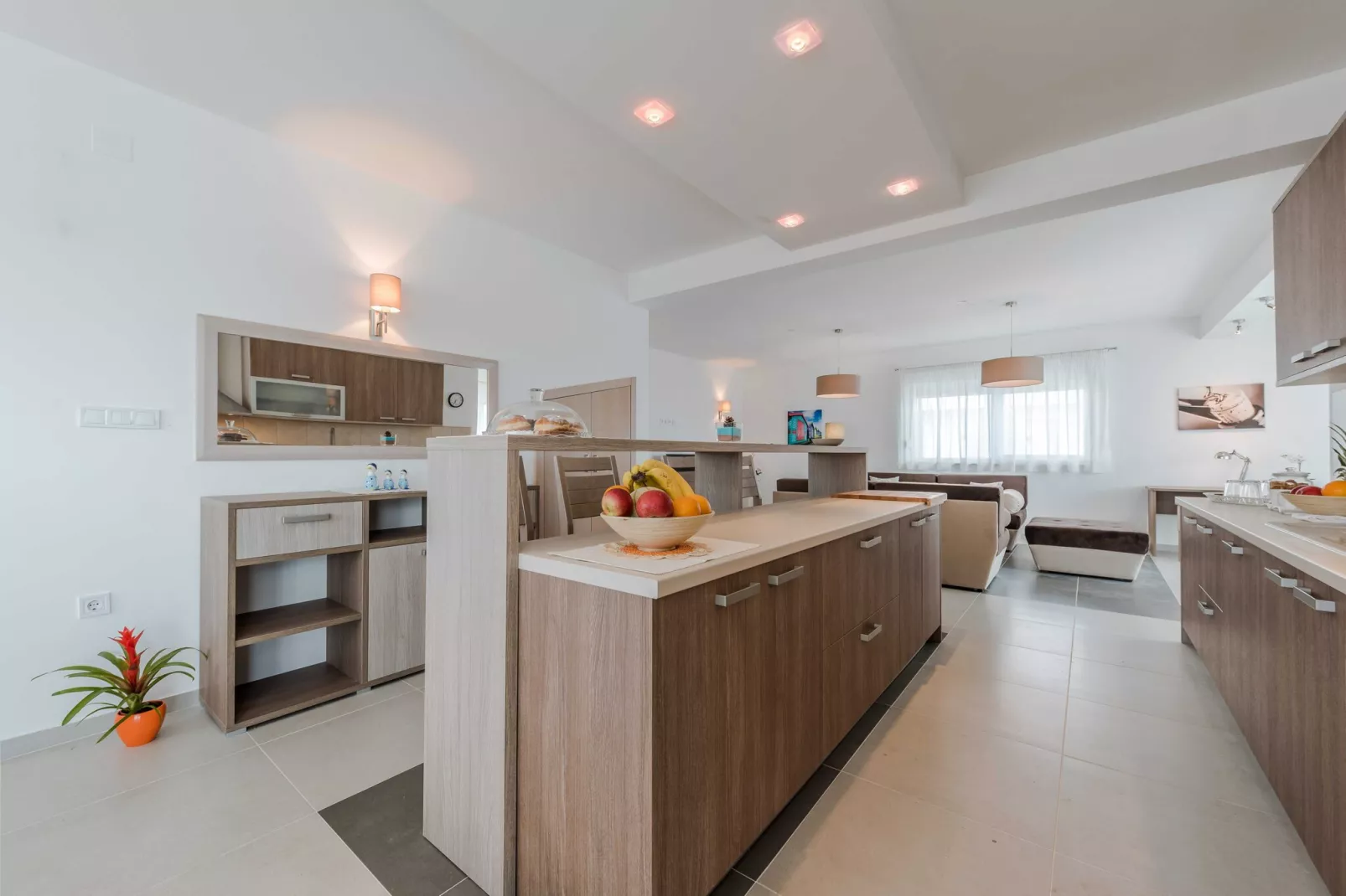 Luxury Escape with Swimming Pool & Modern Design - Superior Four Bedroom Villa with Private Pool ( Villa 2)-Keuken